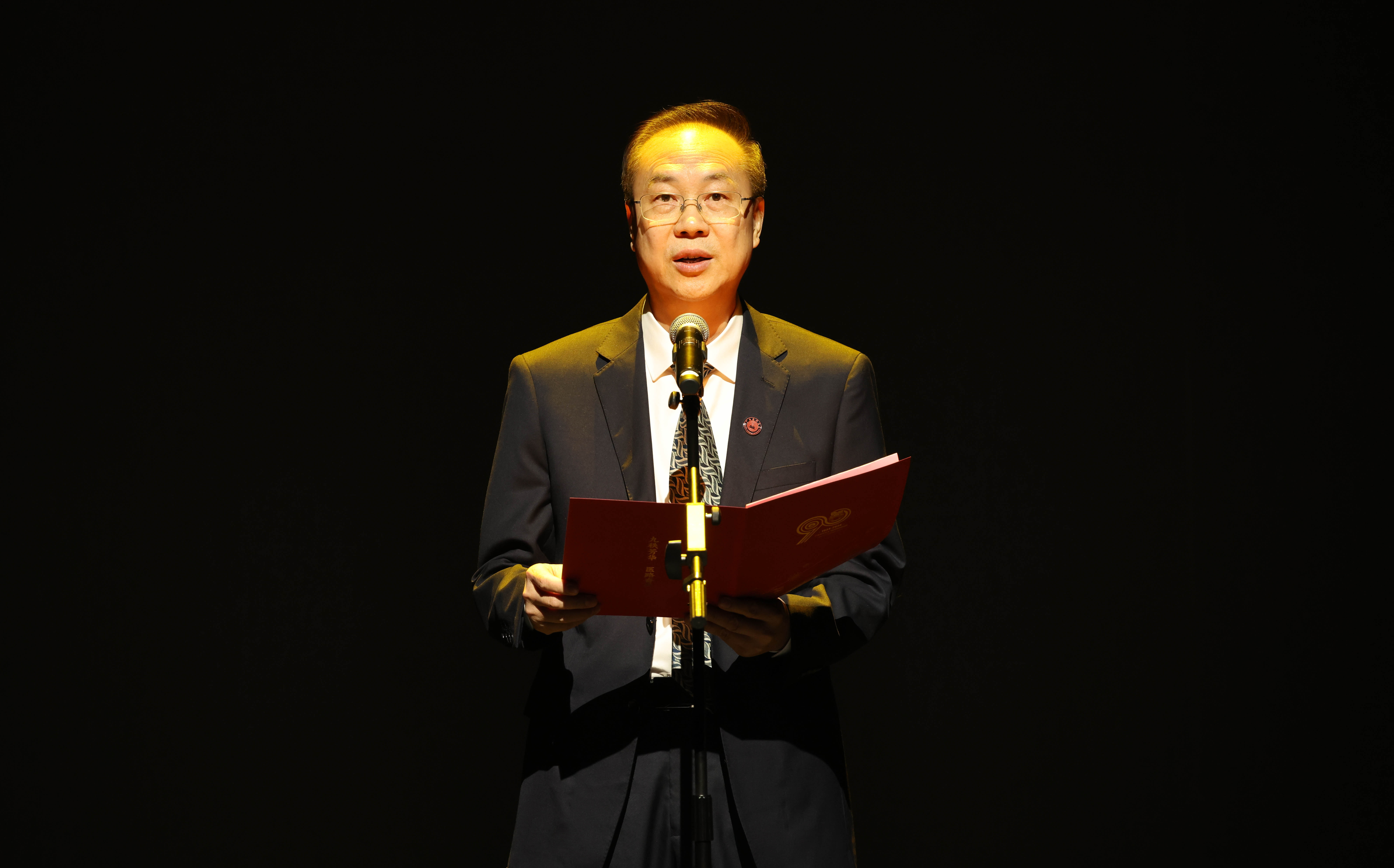 英国上市公司365