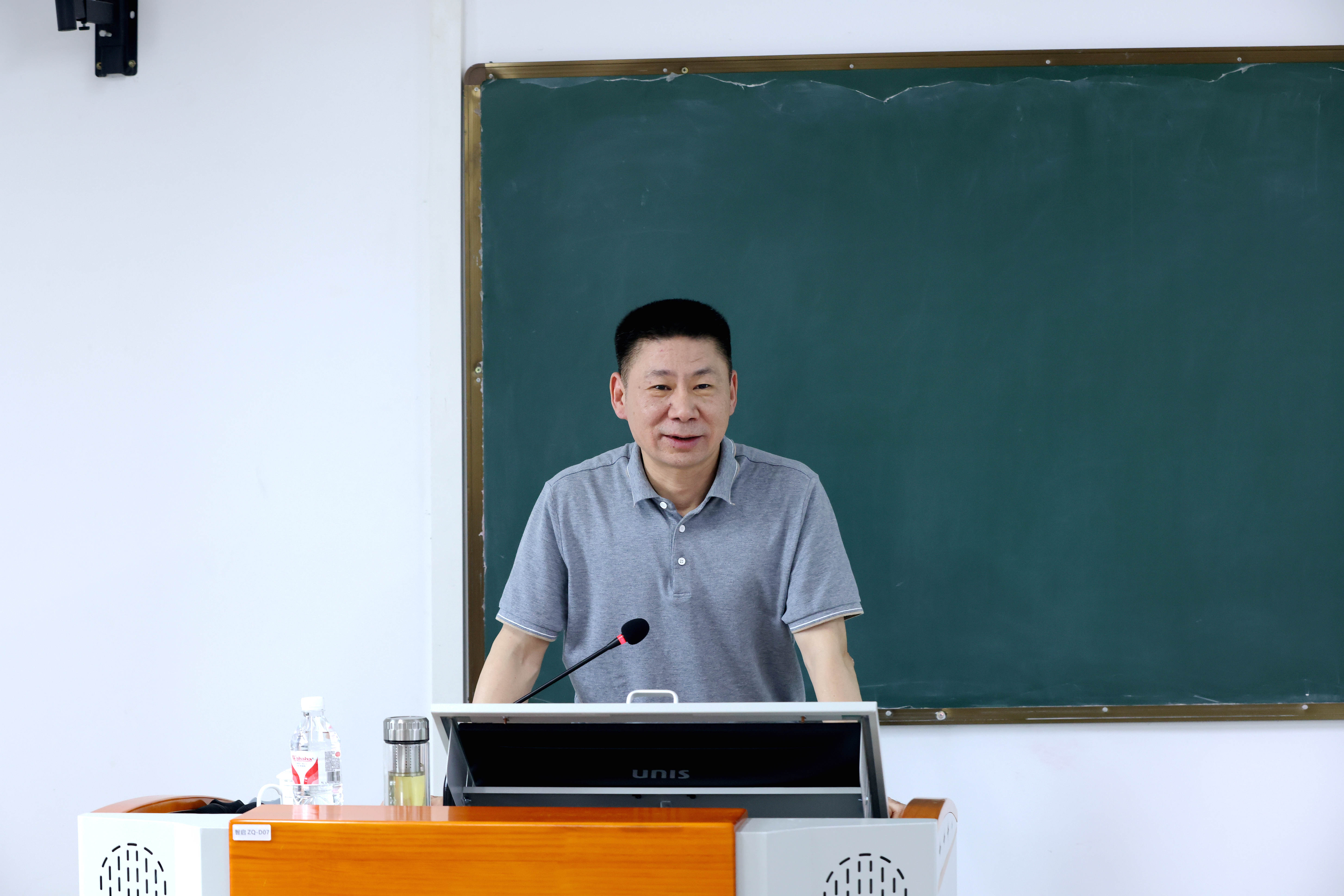 图片4.jpg 英国上市公司365