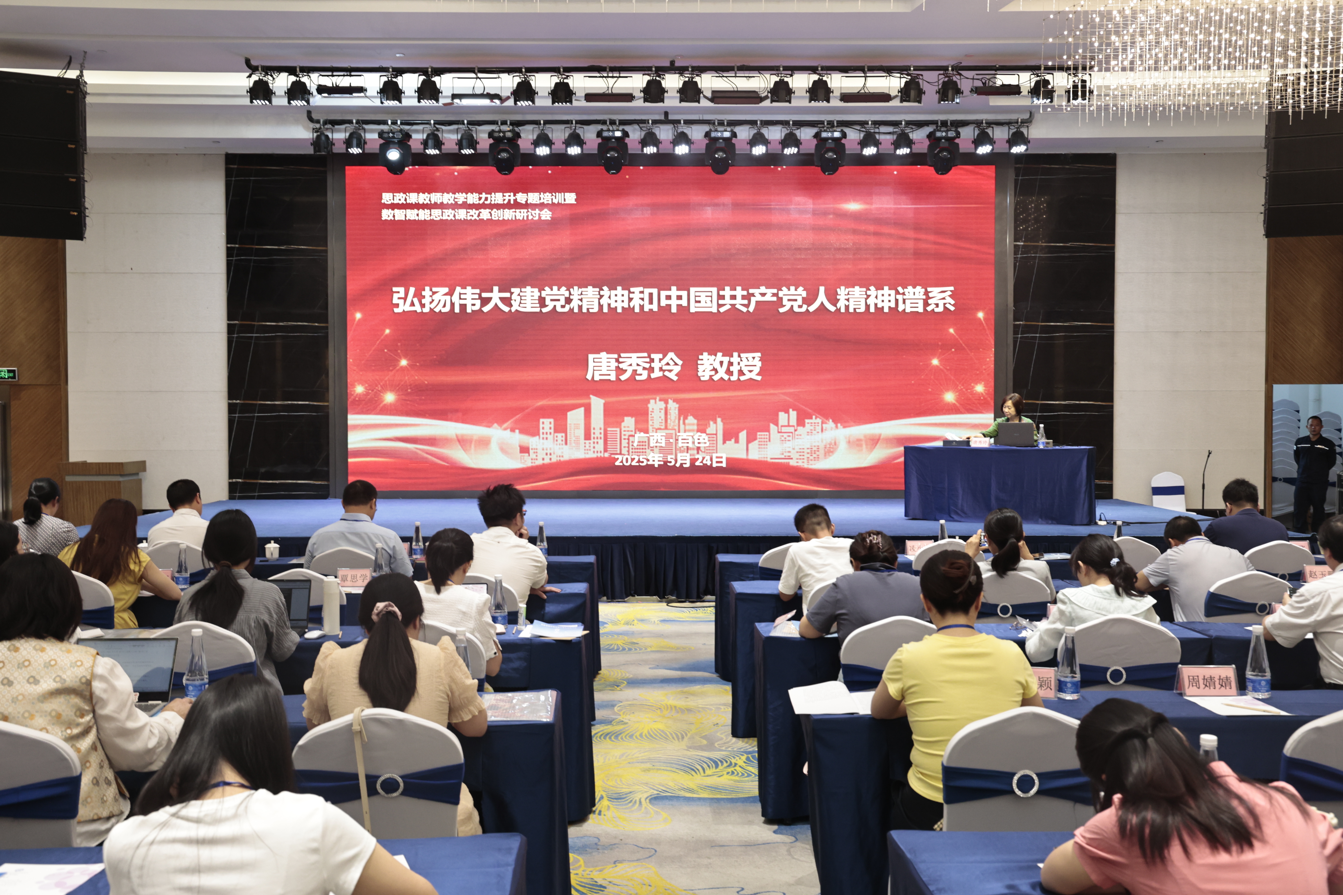 _P2A3703.jpg 英国上市公司365