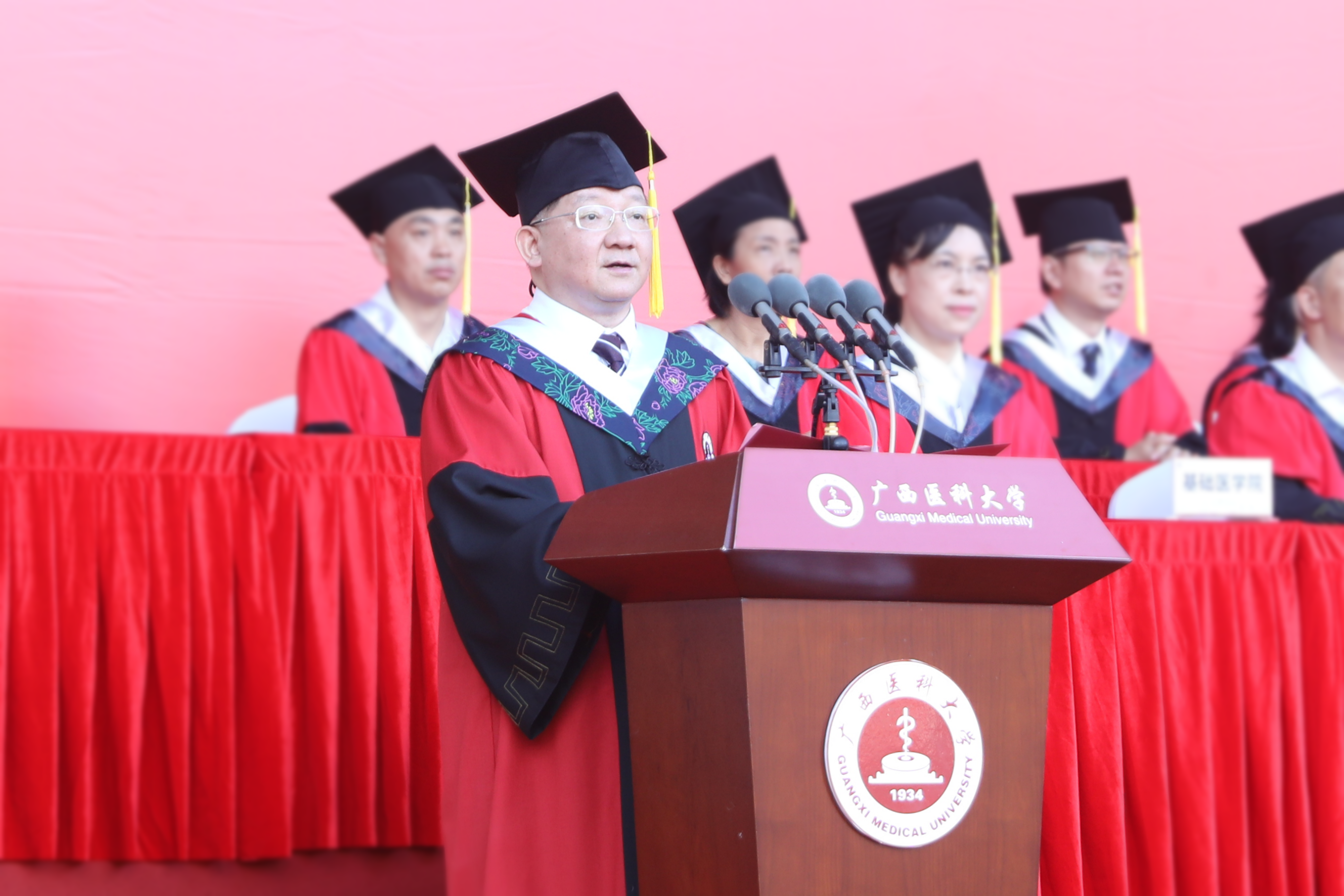 微信图片_20250626215756 拷贝.png 英国上市公司365
