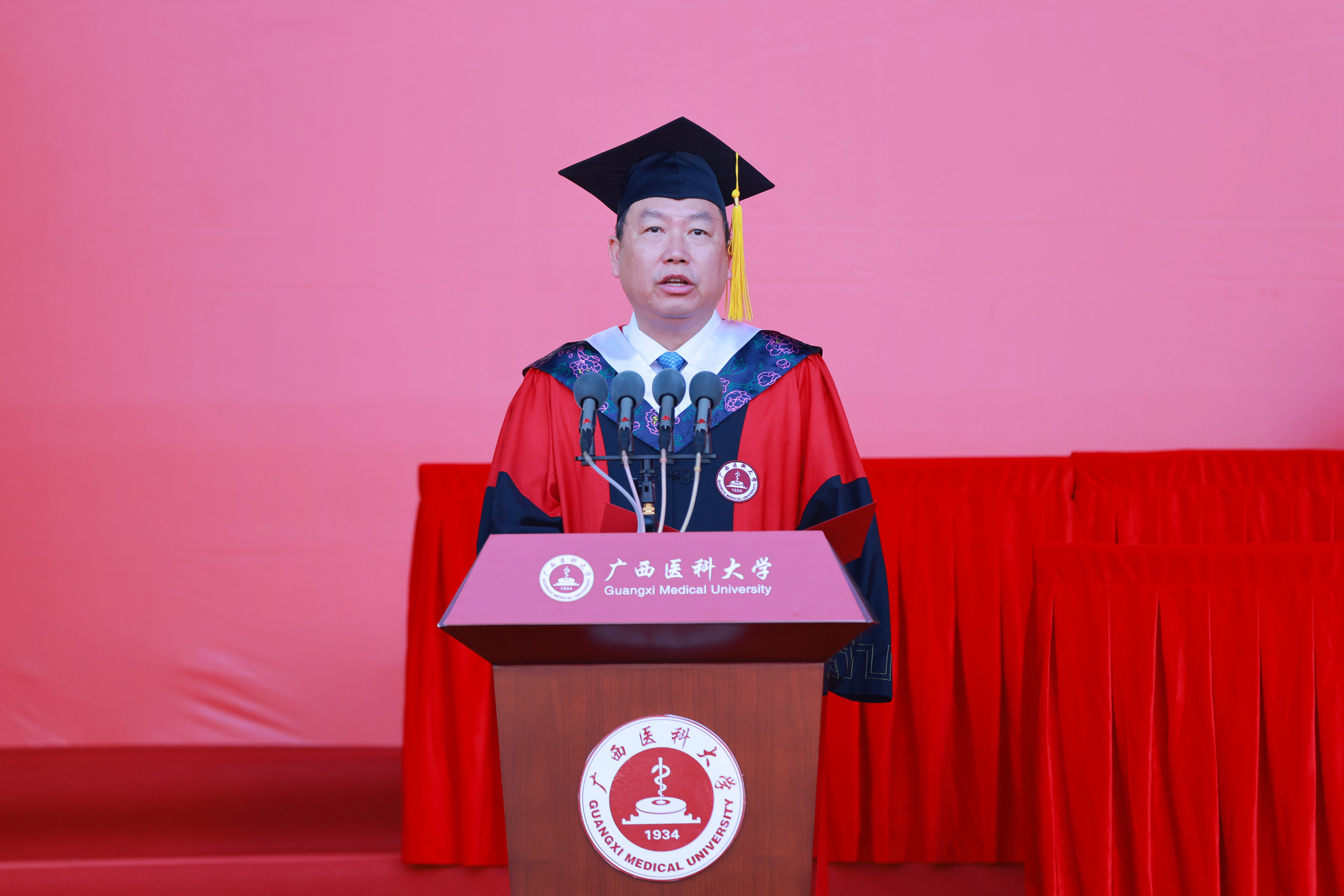 微信图片_20250626160547.jpg 英国上市公司365