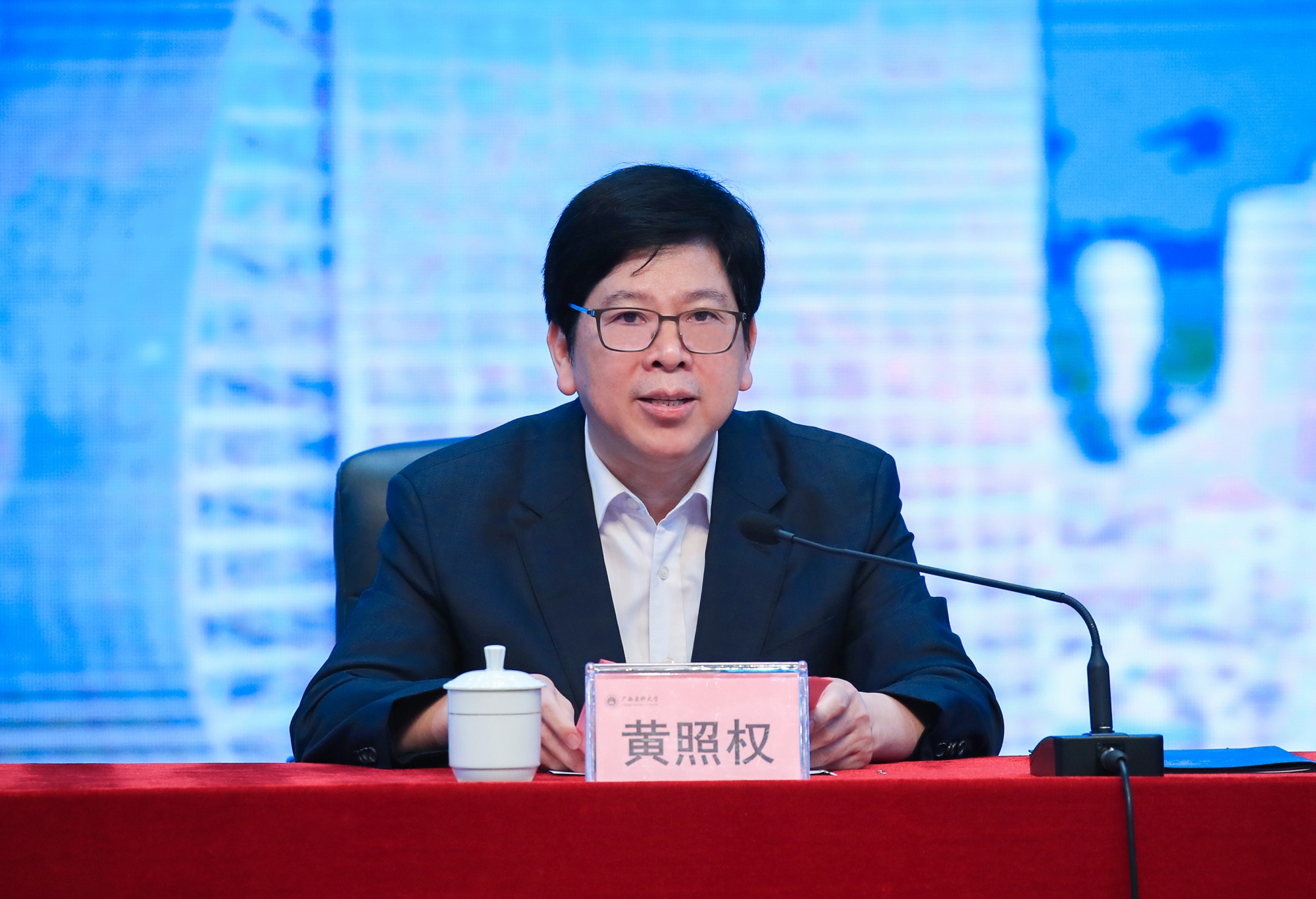 英国上市公司365